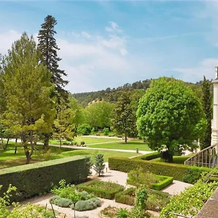 Perfection Chateau Laval - Comfort Mobile - 3 Sleeps 5 Persons Apartment