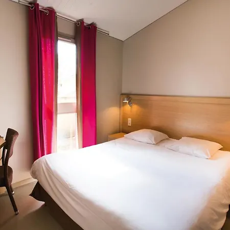Perfection Chateau Laval - Comfort Mobile - 3 Sleeps 5 Persons *