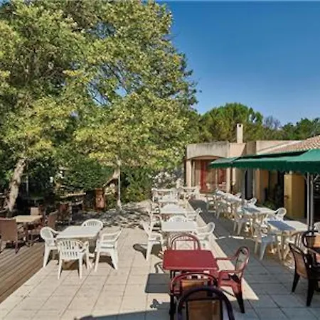 Perfection Chateau Laval - Comfort Mobile - 3 Sleeps 5 Persons *