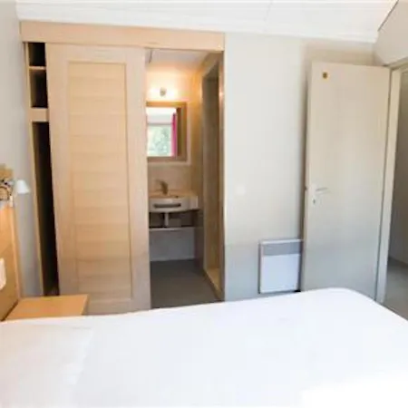 Perfection Chateau Laval - Comfort Mobile - 3 Sleeps 5 Persons * Gréoux-les-Bains